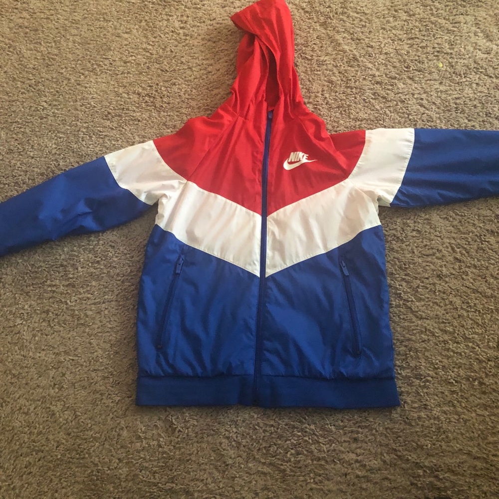 Boys size Large NIKE windbreaker
